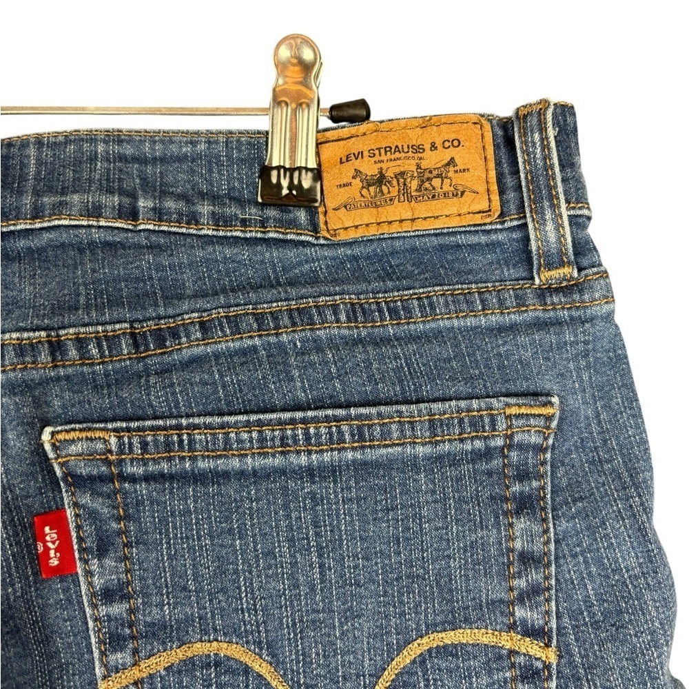 Levi’s 548 Perfectly Slimming Capri Jeans – Sz 14 (Good Condition) - Picture 9 of 11